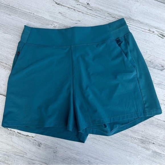 Athleta Short Pants Size 8 Womens Casual Athleisure Wear - Picture 15 of 15